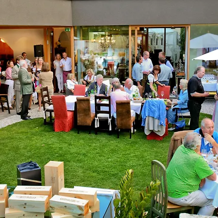 Moserhof فندق غمبولدسكيرشن