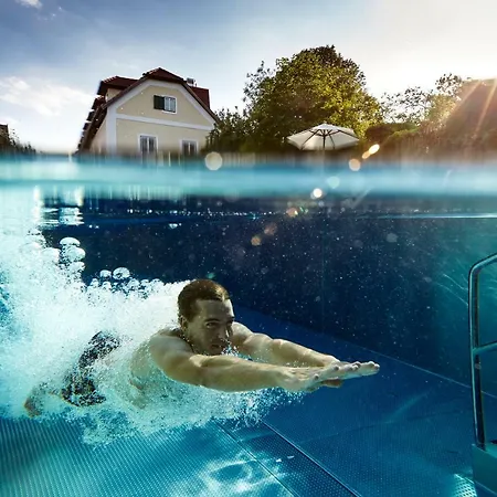 Moserhof Hotel 4*