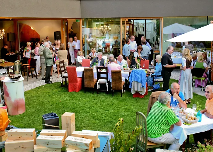 Moserhof מלון גומפולדסקירשן